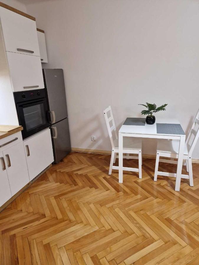 Apartament W Centrum برودنيك المظهر الخارجي الصورة